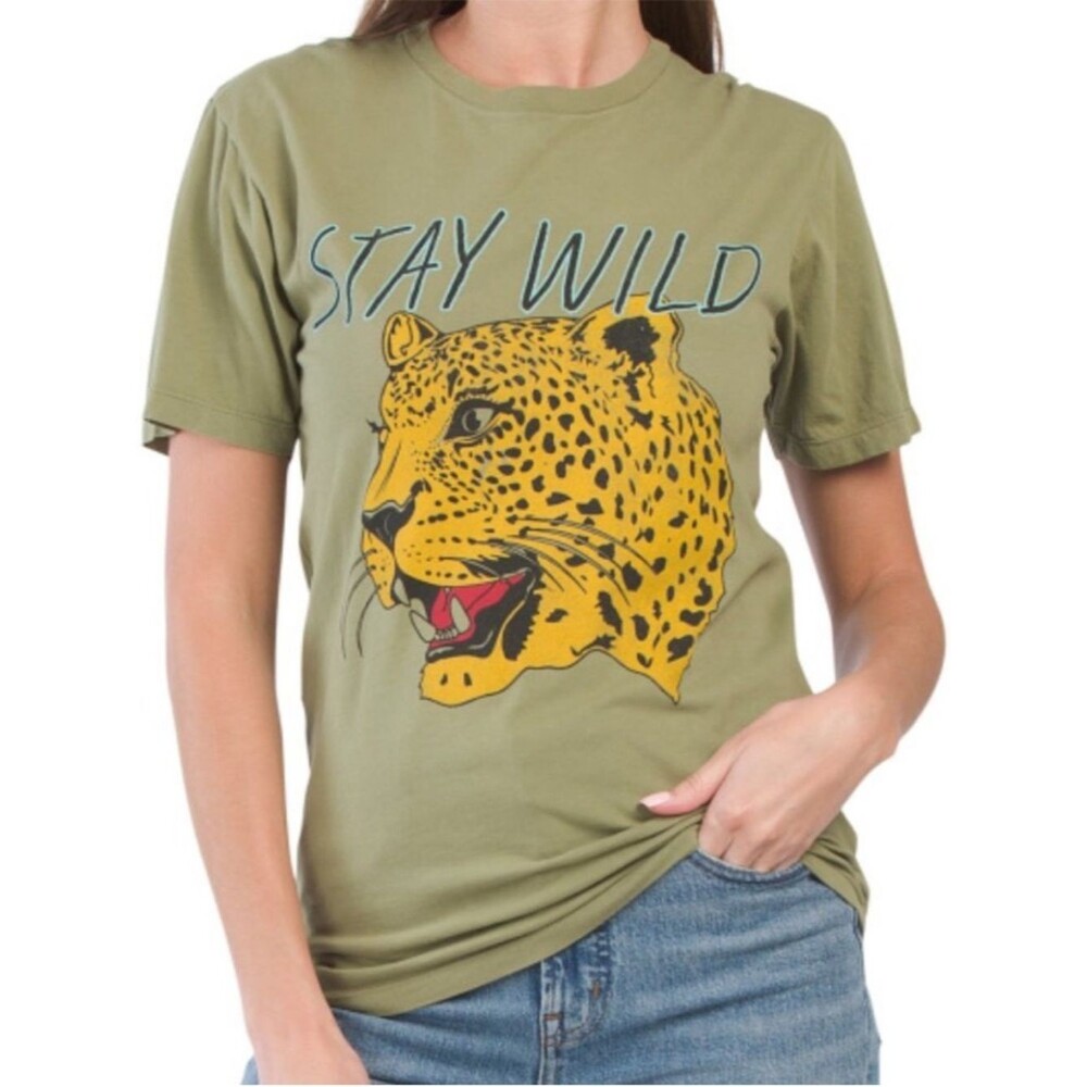 Life Clothing Co Olive Green Stay Wild Leopard Graphic Tee Size Medium Casual